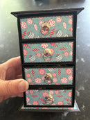 Quartetto Celebration Chocolate Box Collection Instructions Downloads - Craftywaftyshop