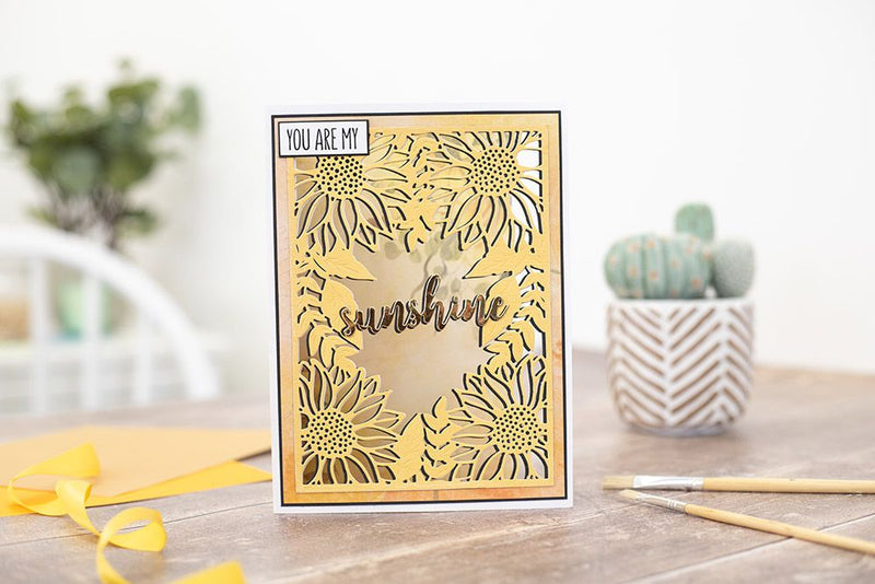 Nature's Garden - Sunflower Collection - Metal Die - Sunflower Splendour - Craftywaftyshop